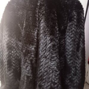 GALLERY NEW YORK CHIC HOODED GROVED FAUX FUR JACKET BLACK  SIZE XL